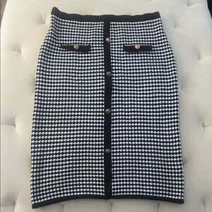 Chic Black and White Women's Pencil Skirt